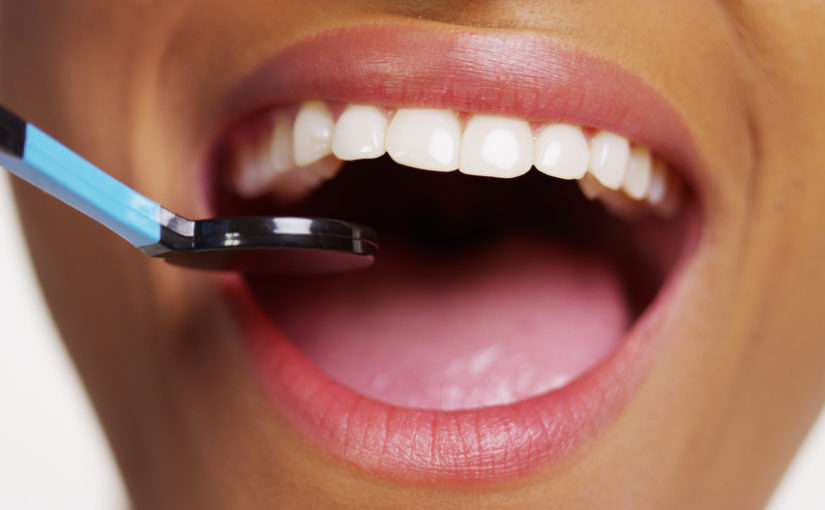 Całościowe leczenie dentystyczne – odkryj trasę do zdrowej i pięknego uśmiechu.